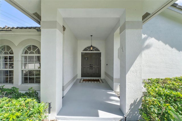 2 of 70 - 4647 Nw 98th Ln, Coral Springs, FL
