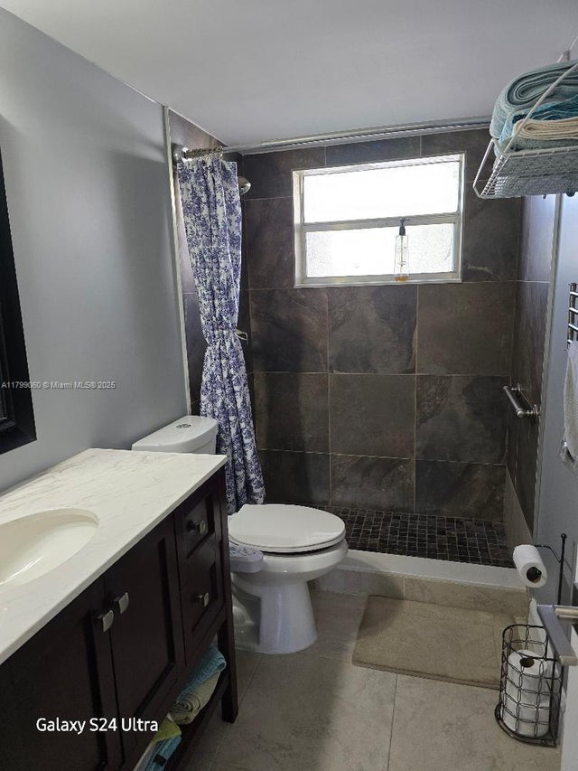 2 of 8 - 9800 Sunrise Lakes Blvd 104, Sunrise, FL