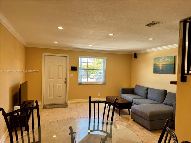 2 of 23 - 2200 Monroe St 33, Hollywood, FL