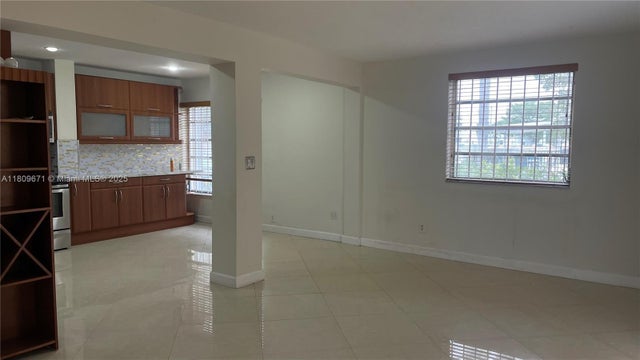 4 of 38 - 421 Ne 1st St 119, Hallandale Beach, FL