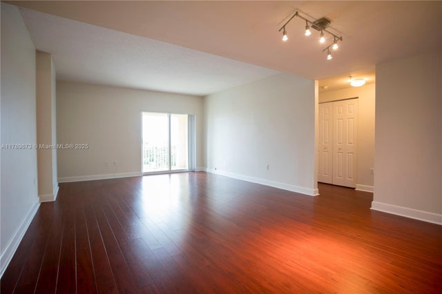 4 of 20 - 50 Sw Menores Ave 732, Coral Gables, FL