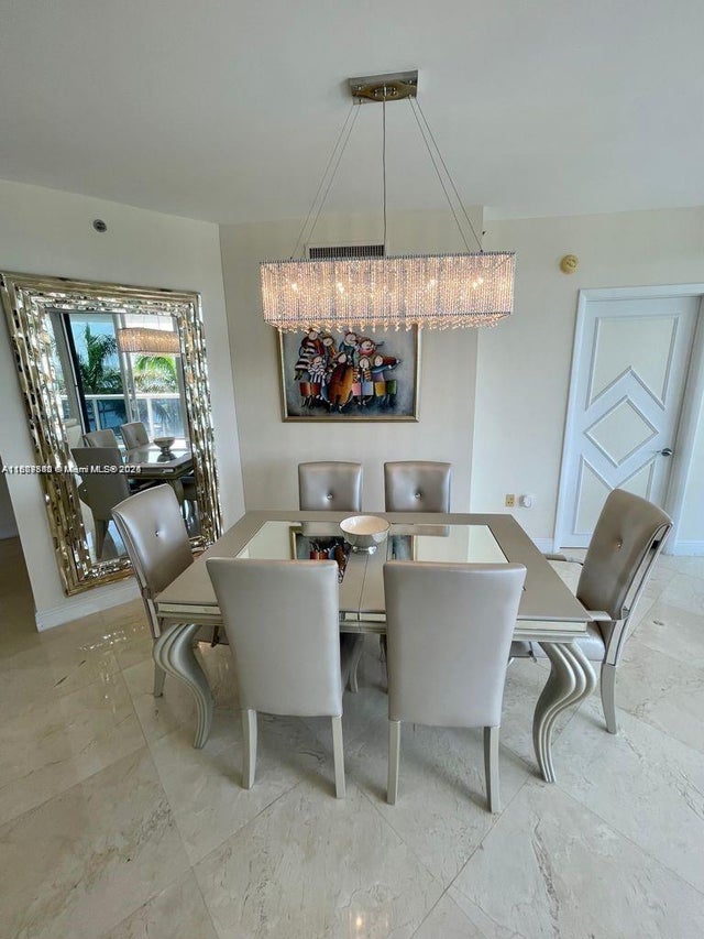 5 of 8 - 400 Alton Rd 808, Miami Beach, FL