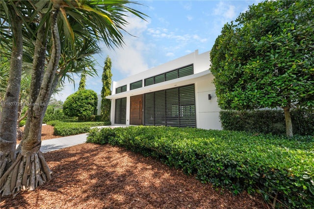 2 of 66 - 9450 Sw 98th St, Miami, FL