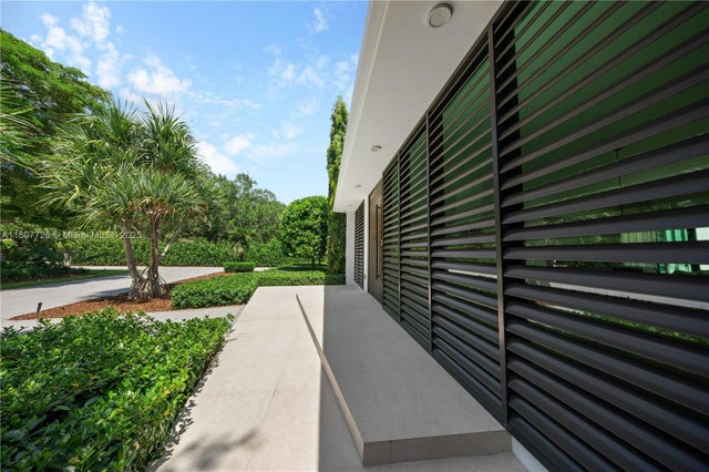 5 of 66 - 9450 Sw 98th St, Miami, FL
