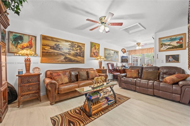 3 of 15 - 7051 Sw 2nd Ct, Pembroke Pines, FL