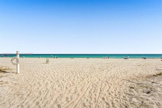 9195 Collins Ave 304, Surfside