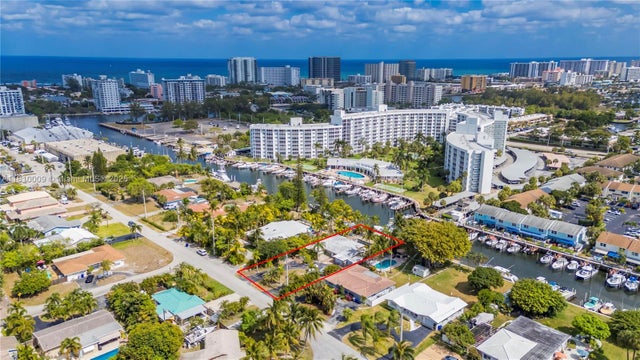 2 of 3 - 2740 Ne 16th St, Pompano Beach, FL