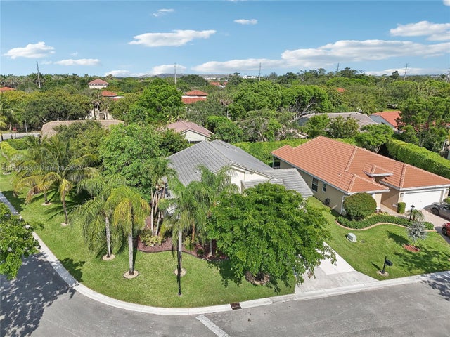 5 of 25 - 5708 Nw 47th Ct, Coral Springs, FL