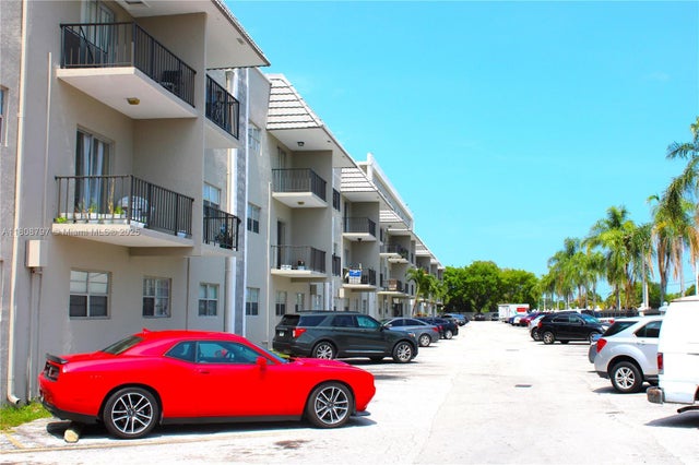 2 of 47 - 5100 Sw 41st St 214, Pembroke Park, FL
