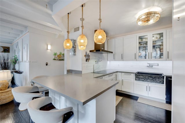 2 of 12 - 1601 S Ocean Dr 106, Hollywood, FL