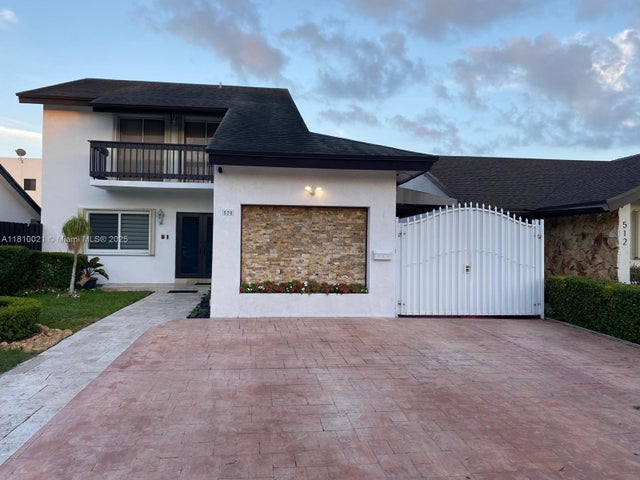 1 of 23 - 520 Sw 90th Ct, Miami, FL