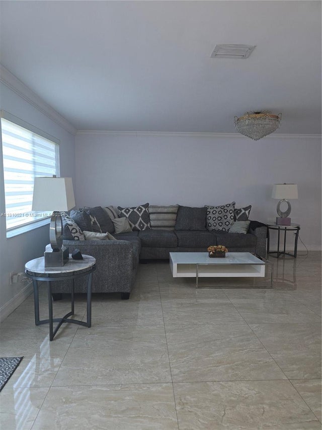 2 of 23 - 520 Sw 90th Ct, Miami, FL