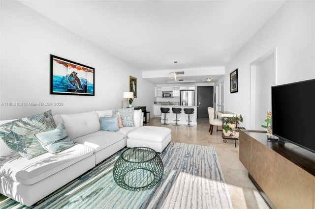 3 of 22 - 888 Biscayne Blvd 3702, Miami, FL