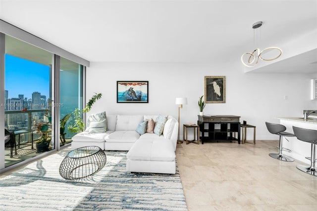 4 of 22 - 888 Biscayne Blvd 3702, Miami, FL