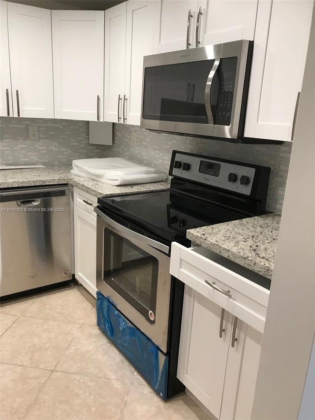 4 of 12 - 200 178th Dr 505, Sunny Isles Beach, FL