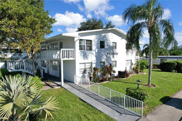1 of 18 - 182 Westbury J 182, Deerfield Beach, FL