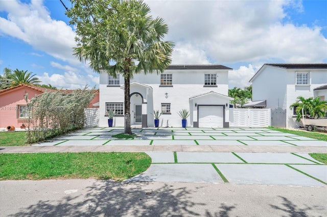 2 of 47 - 18110 Sw 153rd Ct, Miami, FL