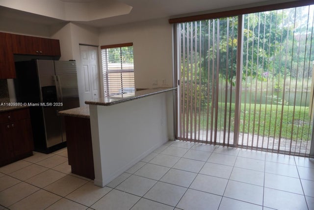 5 of 11 - 1083 Sw 143 Ave 1206, Pembroke Pines, FL