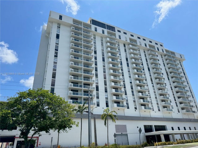 1 of 31 - 13499 Biscayne Blvd 702, North Miami, FL