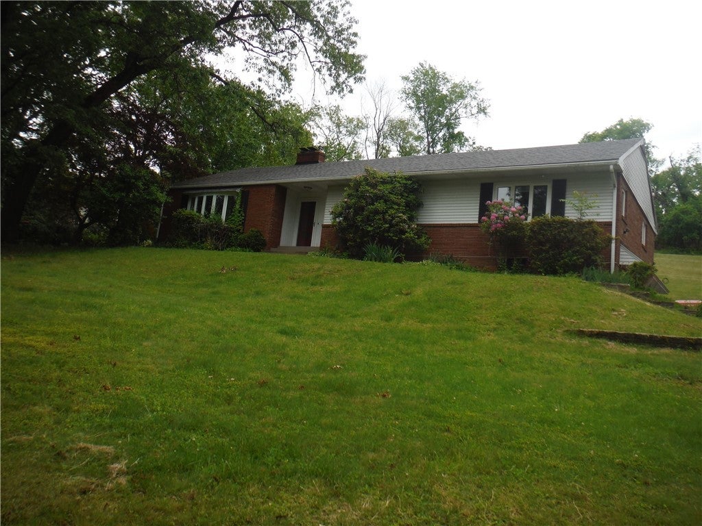 1260 Fox Chapel Road, Fox Chapel