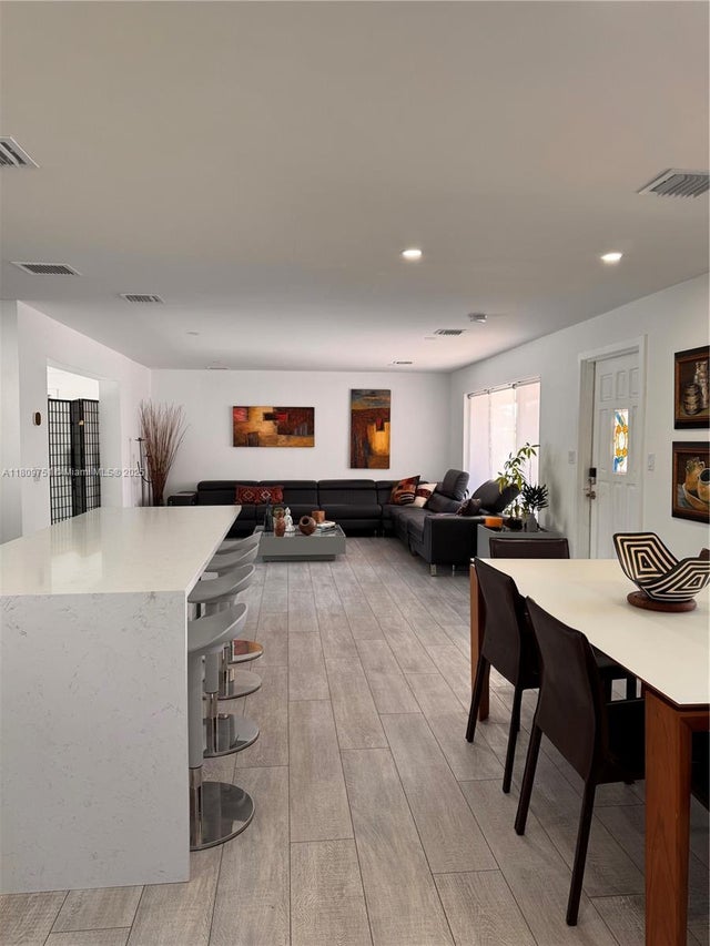 5 of 77 - 501 Sw 18th St, Pompano Beach, FL