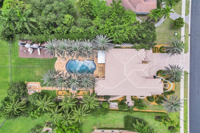 2 of 74 - 11356 Canyon Maple Blvd, Davie, FL