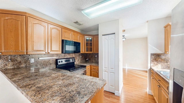 5 of 40 - 15141 Sw 46th St, Miramar, FL