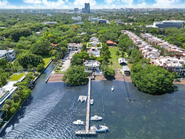 1 of 37 - 3169 Via Abitare Way 6, Miami, FL