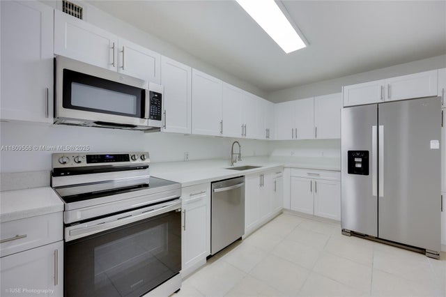 3 of 30 - 401 69th St 708, Miami Beach, FL