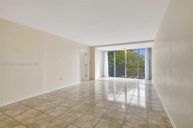 5 of 28 - 1780 Ne 191st St 412-2, Miami, FL