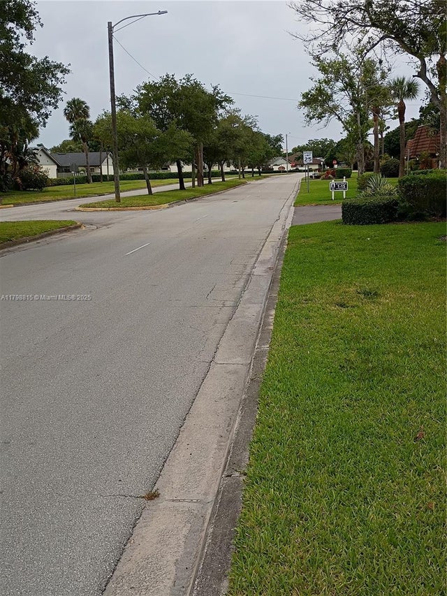 3 of 8 - 1302 Nebraska Ave 1, Fort Pierce, FL