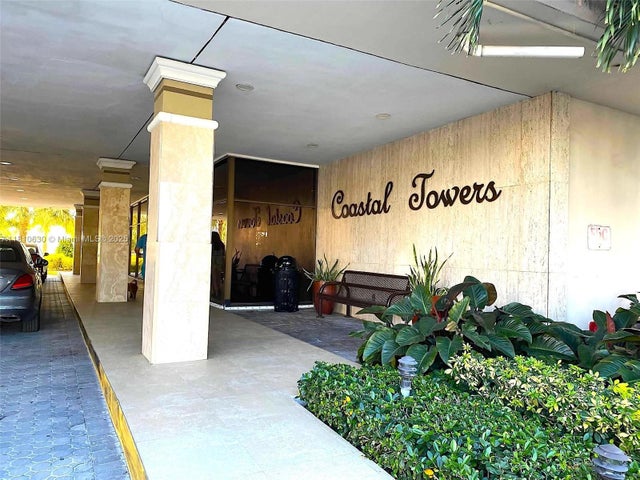 2 of 11 - 400 Kings Point Dr 318, Sunny Isles Beach, FL