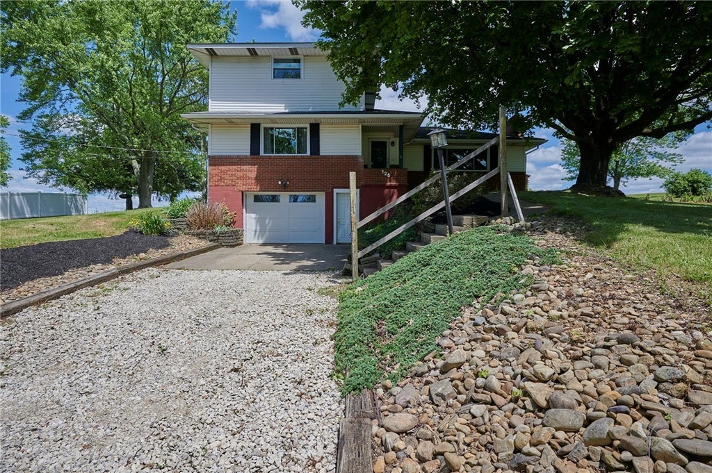 125 Srader Grove Road, South Buffalo