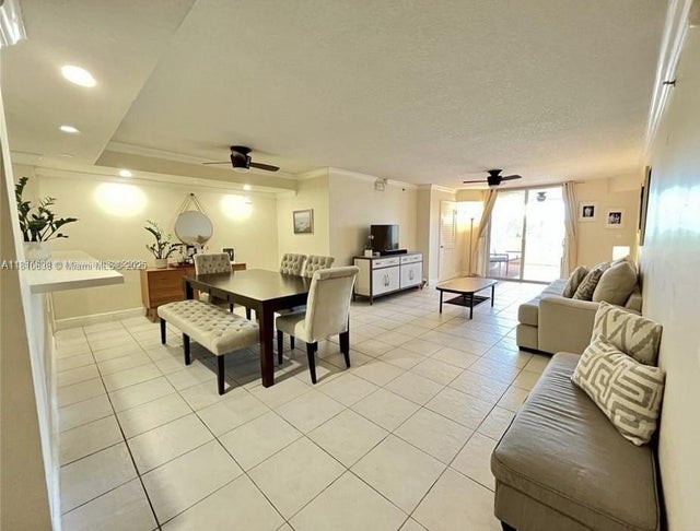 3 of 20 - 1650 Coral Way 403, Miami, FL