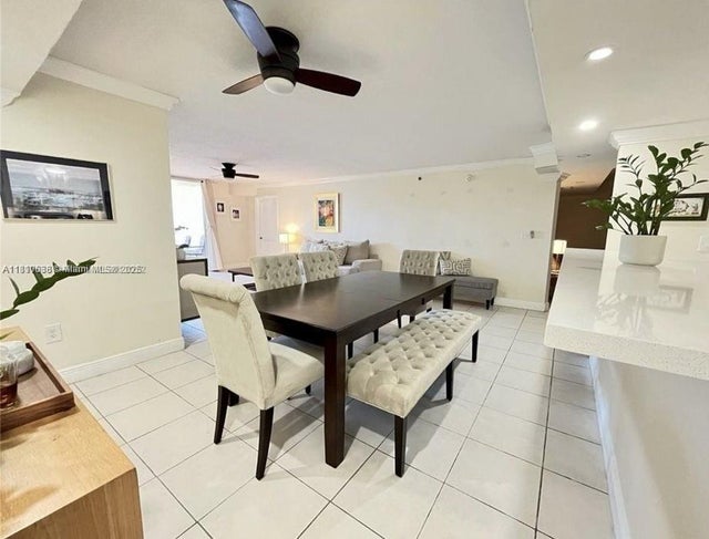 4 of 20 - 1650 Coral Way 403, Miami, FL