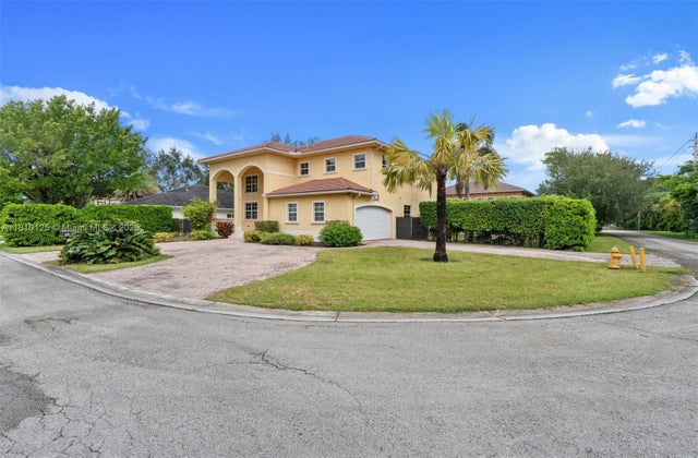 10733 Sw 97th Terrace, Miami