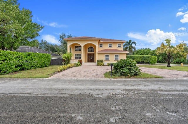 2 of 54 - 10733 Sw 97th Terrace, Miami, FL