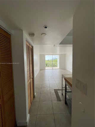 Photo of Listing #A11810777