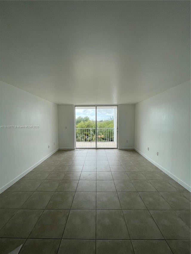 4 of 11 - 700 Ne 63rd St D606, Miami, FL