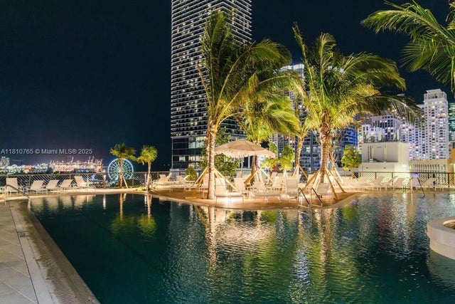 1 of 46 - 601 Ne 1st Ave 3205, Miami, FL