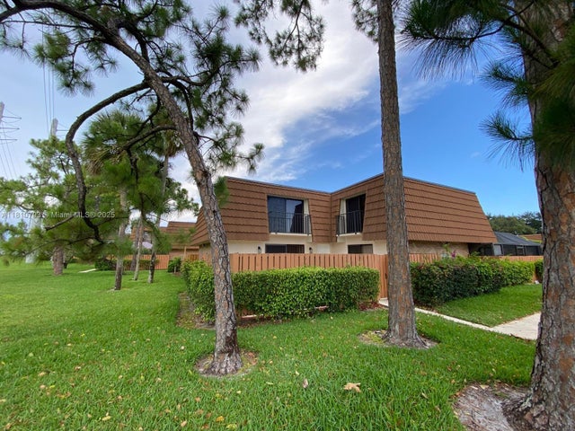 5 of 24 - 120 Heritage Way, West Palm Beach, FL