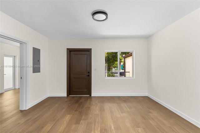 4 of 33 - 266 Nw 42nd St, Miami, FL