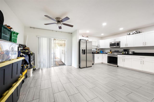 3 of 13 - 3430 N 65th Ave, Hollywood, FL