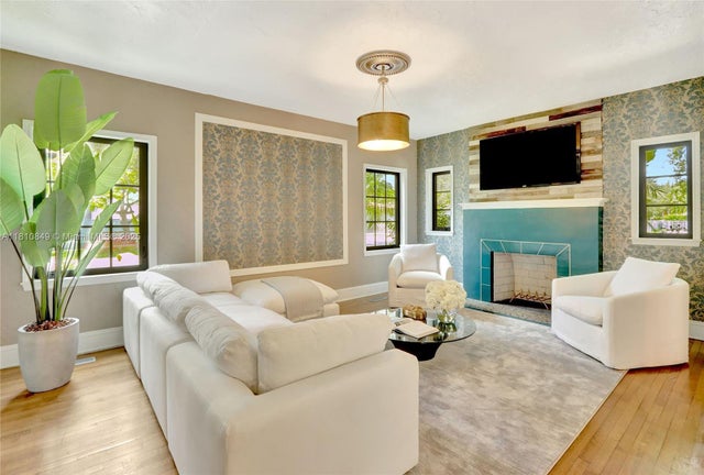 5 of 19 - 447 Giralda Ave., Coral Gables, FL
