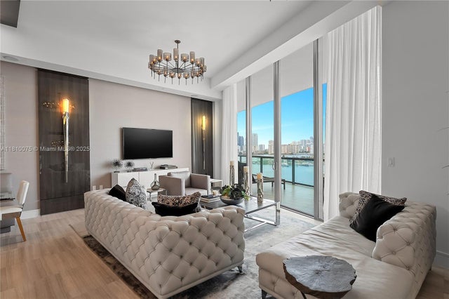 2 of 44 - 3250 Ne 188th St Uph08, Aventura, FL