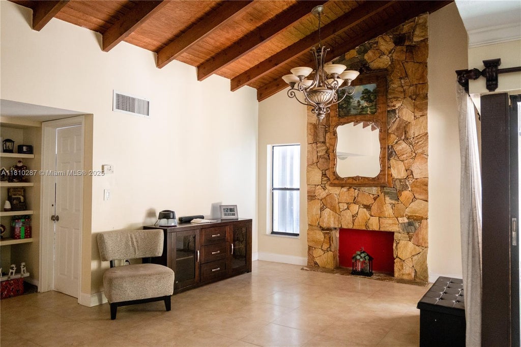 13284 Sw 108th St Cir, Miami