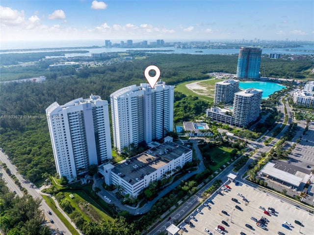 4 of 38 - 14951 Royal Oaks Ln 901, North Miami, FL