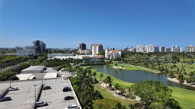 2 of 36 - 19501 W Country Club Dr 1213, Aventura, FL