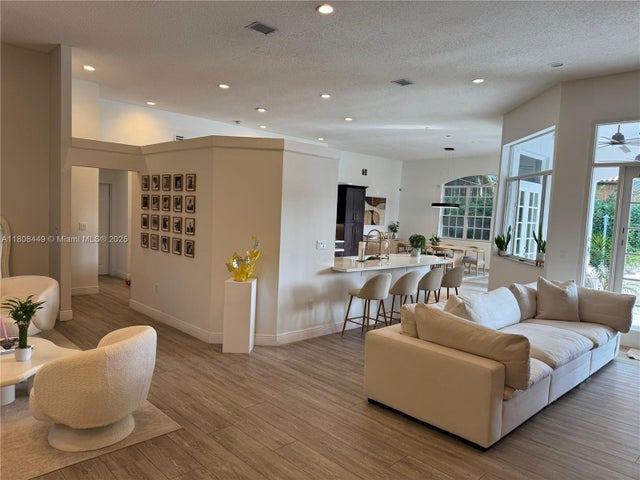 1 of 23 - 14601 Sw 99th Ave, Miami, FL