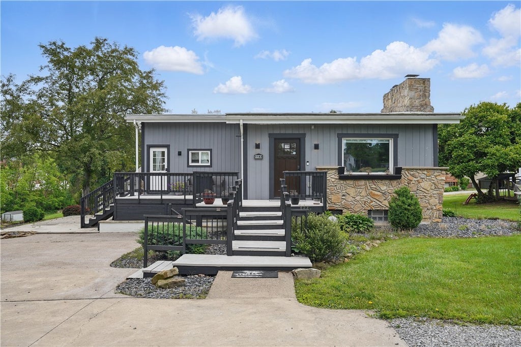 1182 Laurel Circle, Mt Pleasant